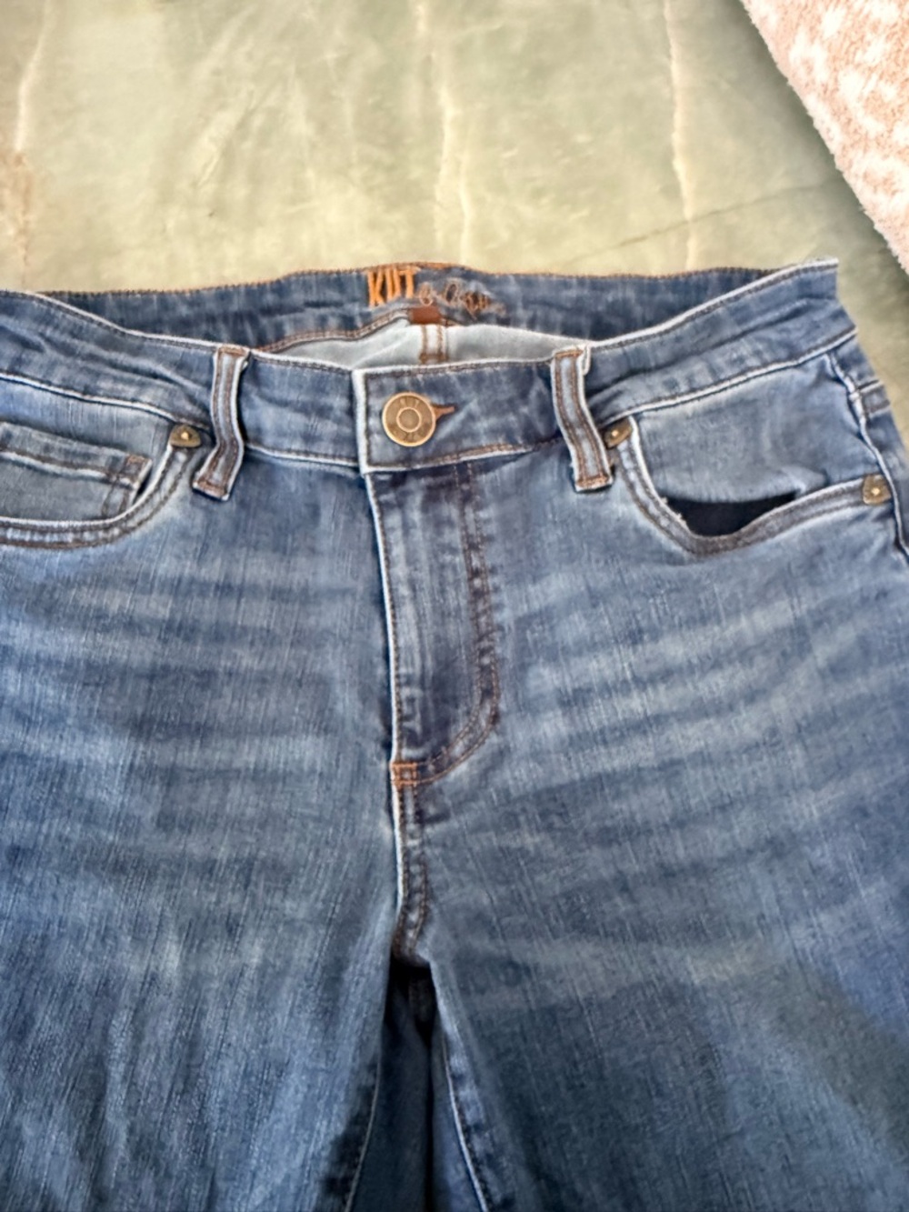 Kut from the Kloth Women’s Blue Straight Leg Jeans
